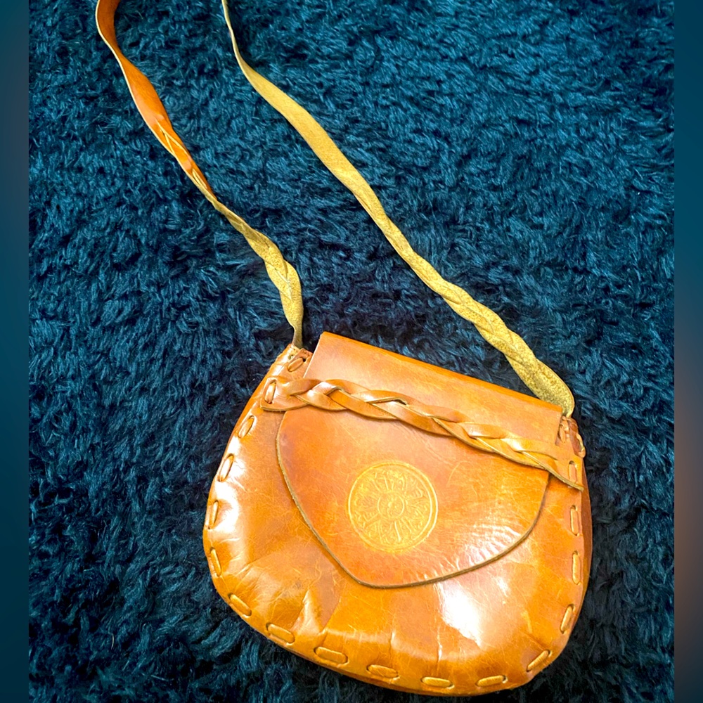 Wilson’s Leather Tan Leather Bag / Purse